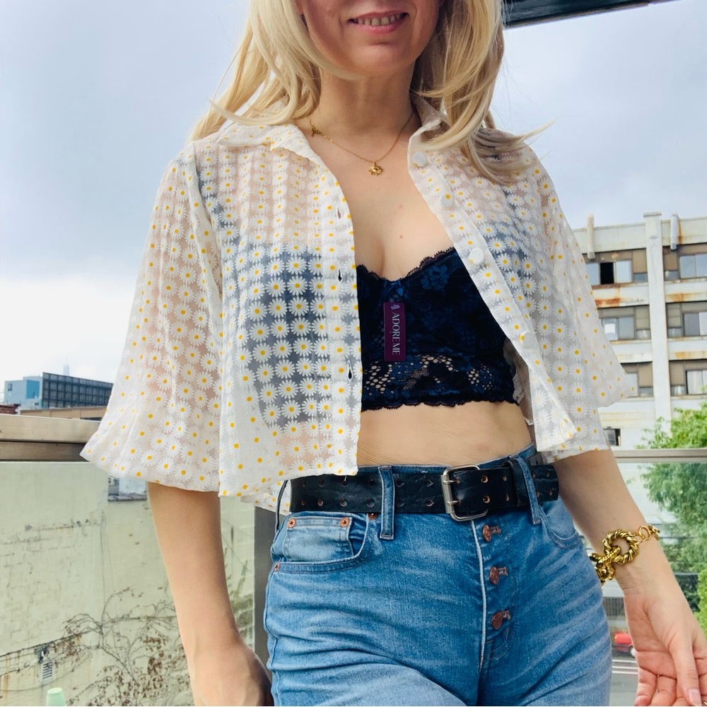 Zara Daisies Balloon Lantern 3/4 Sleeves Crop Top - Picture 11 of 16